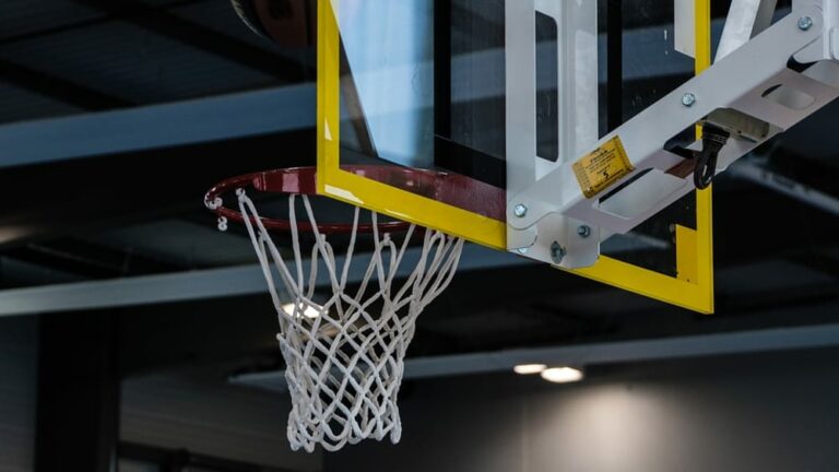 Basket, prosegue la striscia negativa della Gevi Napoli: quinto ko di fila per gli azzurri