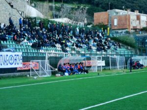Incredibile al San Costanzo tra Givova Capri Anacapri e San Vito Positano: l'arbitro ferma il match per aggressione
