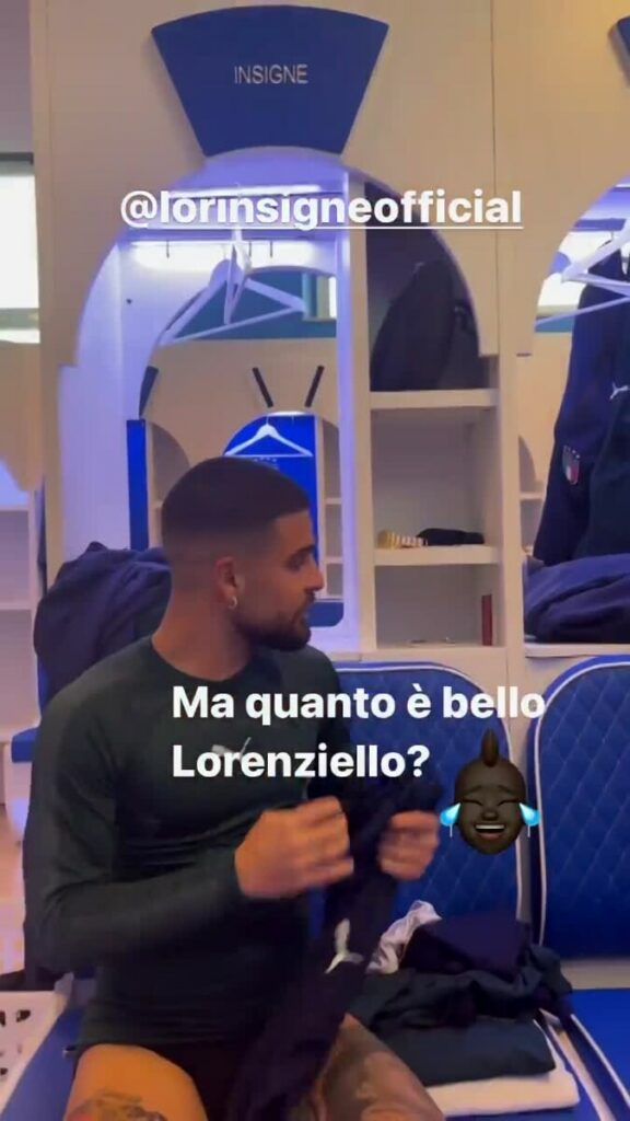 Insigne e Balotelli scherzano negli spogliatoi: "Ma quanto è bello Lorenziello?" | VIDEO