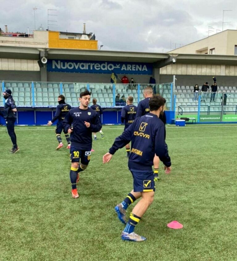 Juve Stabia, nuove idee di mercato per la dirigenza: gialloblè a caccia di rinforzi
