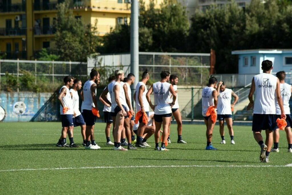 Napoli United, la nota del club: "Opportuno lo slittamento del calendario"