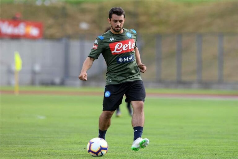 Napoli, voci dalla Turchia: "Il Galatasaray attende un'offerta azzurra per Marcao, tre club su Younes"