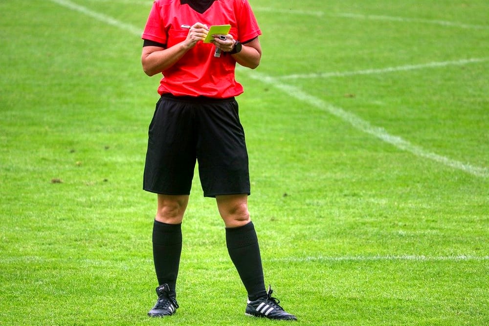 Venezia-Napoli, designata la sestina arbitrale: al Penzo fischia Mariani 16 Venezia-Napoli, designata la sestina arbitrale: al Penzo fischia Mariani