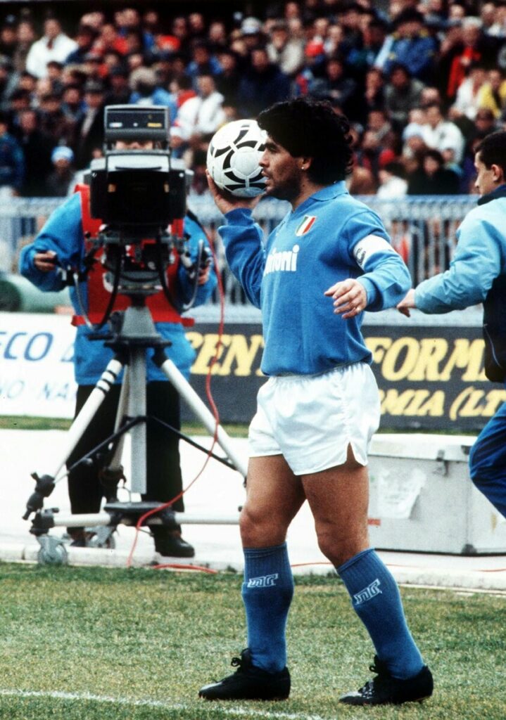 Carmando ricorda Maradona: "Diego da sotto terra difende ancora la città e il Napoli"