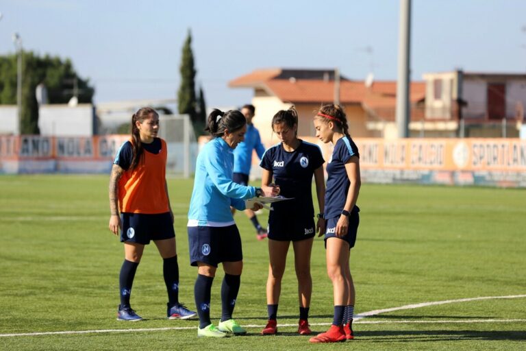 Napoli Femminile, Domenichetti: "Match con la Juventus molto sentito, dobbiamo essere brave. Assenze? Ecco chi mancherà"