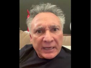 Striscione anti-Napoli a Verona, Paolantoni: "Questo è un crimine contro l'umanità, ma seriamente"