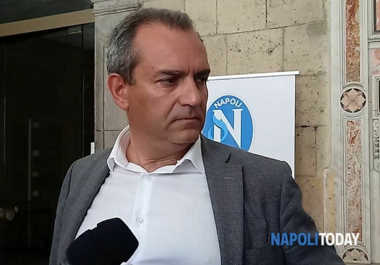Striscione anti-Napoli a Verona, de Magistris: "Non chiamatele bestie perché gli animali sono migliori"