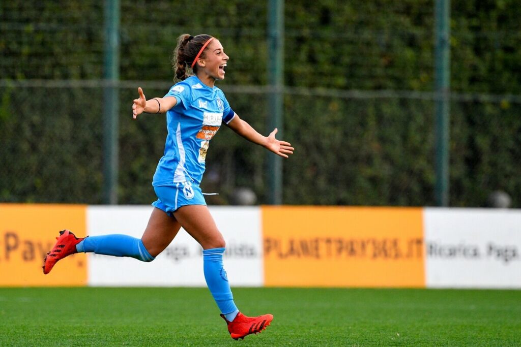 Napoli Femminile, Goldoni: "Vogliamo restare aggrappate al treno salvezza"