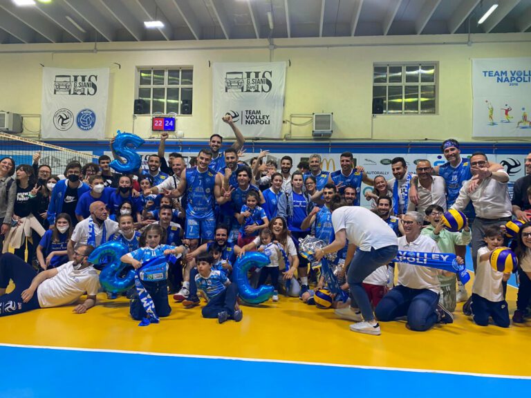 Playoff - Super Teamvolley Napoli, Macerata ko è finalissima: 3-0