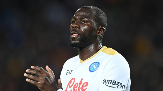 Koulibaly non vuole forzare l'addio al Napoli. La Juventus è pronta in caso arrivi alla rottura