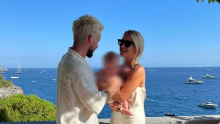 Lady Mertens e gli scatti da Napoli: "Terra nostra"