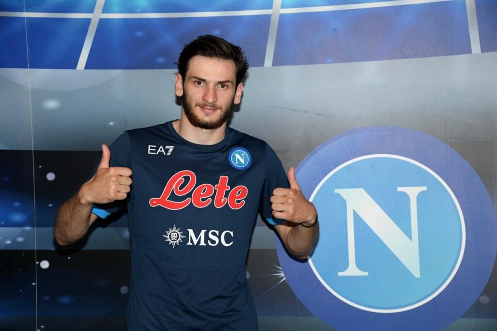 Napoli, Kvaratskhelia ha scelto il numero di maglia: l'annuncio del club azzurro