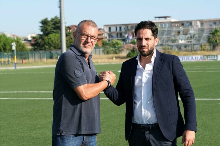 Giugliano, Di Napoli: "Conosco il Girone C, affrontiamo squadre forti ma vogliamo dire la nostra. Sul mercato..."