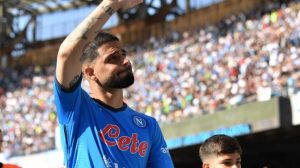 Insigne è tornato a Napoli. Ieri ha accompagnato i due figli a scuola calcio