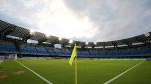 Napoli, non riconsegna pallone agli steward allo stadio Maradona: Daspo a un 16enne