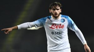 SONDAGGIO TMW - In arrivo super offerte per Osimhen e Kvaratskhelia. Cosa deve fare il Napoli?