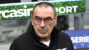 Lazio, Sarri: "La Lega e la UEFA mettono le liste, poi ci fanno giocare ogni 3 giorni. Tutti ipocriti"