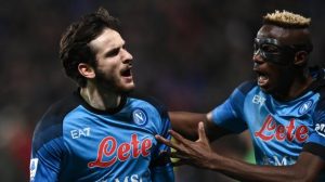 SONDAGGIO TMW - In arrivo super offerte per Osimhen e Kvaratskhelia. Cosa deve fare il Napoli?