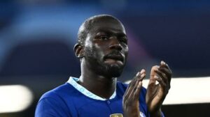 Koulibaly allontana l'Inter: "Voglio ripagare il Chelsea e restare qui per tanti anni"