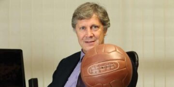 Collovati a RFV: "Positiva l'esperienza di Italiano a Firenze. Viola hanno fatto buone cose"