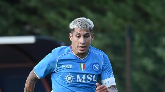 Il Napoli continua ad allenarsi in ottica della Roma: personalizzato sul terreno di gioco per Olivera