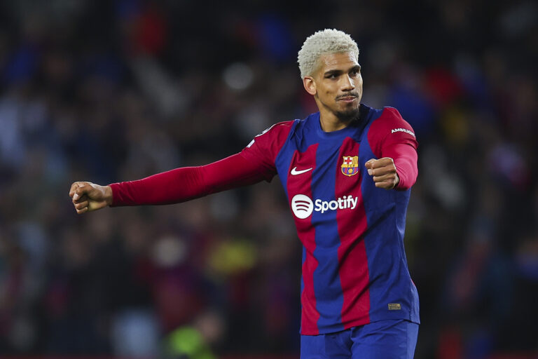 Ronald Araujo of FC Barcelona celebrates during the UEFA Champions League 2023/24 round of 16 second leg match between FC Barcelona and SSC Napoli at Estadi Olimpic Lluis Companys on March 12, 2024 in Barcelona, Spain. (Photo by Eric Alonso/Getty Images) (Photo by Eric Alonso/Getty Images) (Juventus links)