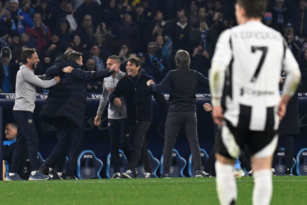 epa11852896 Napoli's head coach Antonio Conte at the end of the Italian Serie A soccer match SSC Napoli vs Juventus Football Club at Diego Armando Maradona stadium in Naples, Italy, 25 January 2025. EPA-EFE/CIRO FUSCO