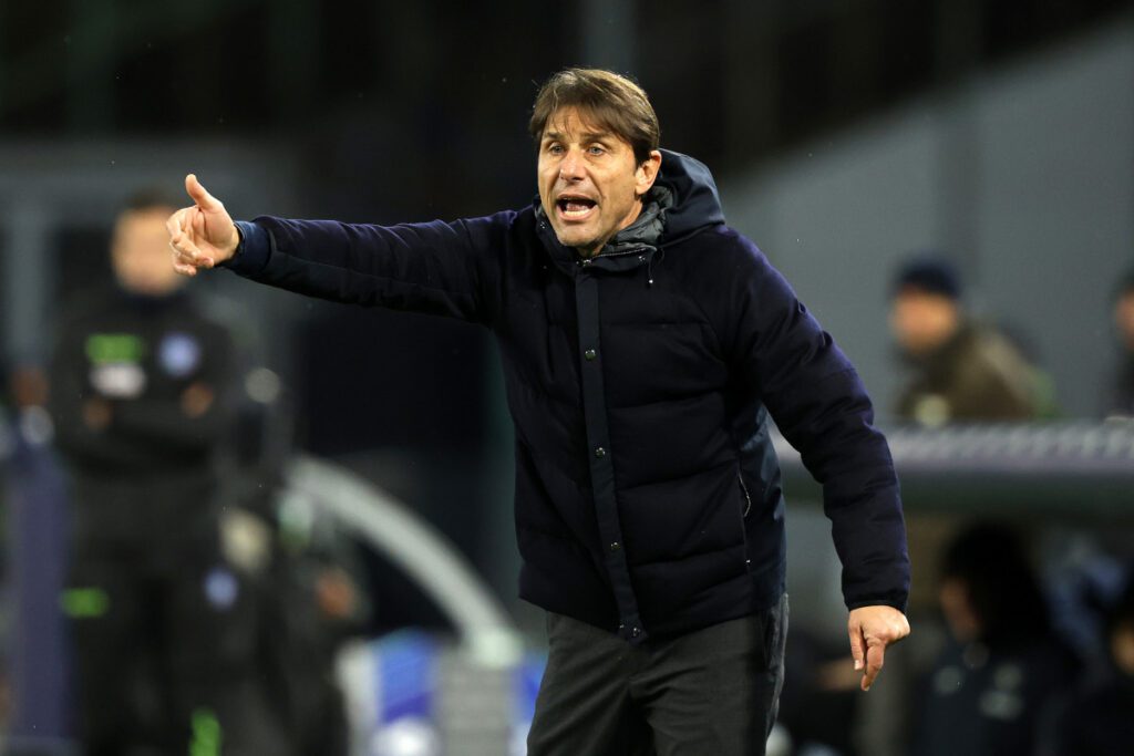 NAPLES, ITALY - JANUARY 12: Antonio Conte Napoli head coach during the Serie A match between Napoli and Verona at Stadio Diego Armando Maradona on January 12, 2025 in Naples, Italy. (Photo by Francesco Pecoraro/Getty Images)
