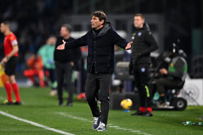 NAPLES, ITALY - FEBRUARY 09: Antonio Conte Napoli head coach during the Serie A match between Napoli and Udinese at Stadio Diego Armando Maradona on February 09, 2025 in Naples, Italy. (Photo by Francesco Pecoraro/Getty Images)