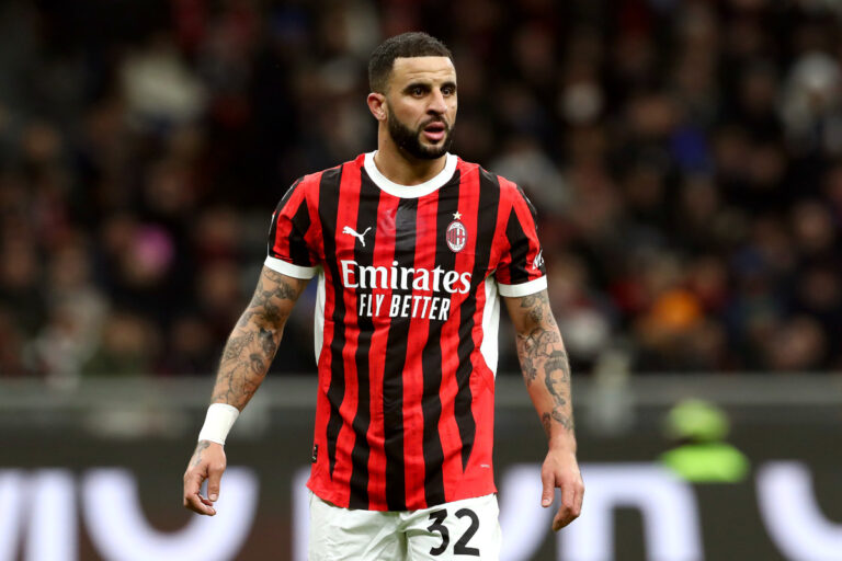 MILAN, ITALY - FEBRUARY 02: Kyle Walker of AC Milan looks on during the Serie A match between AC Milan and FC Internazionale at Stadio Giuseppe Meazza on February 02, 2025 in Milan, Italy. (Photo by Marco Luzzani/Getty Images)