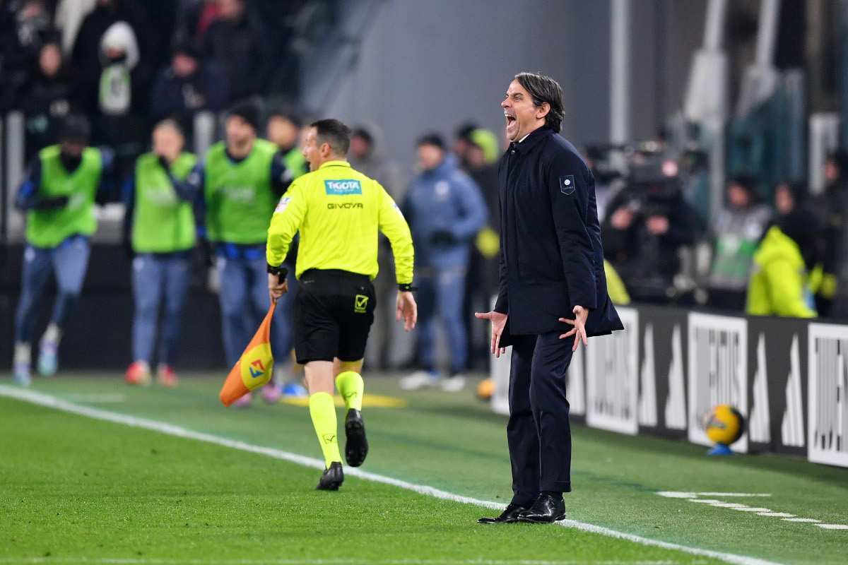 TURIN, ITALY - FEBRUARY 16: Simone Inzaghi, Head Coach of FC Internazionale, reacts during the Serie A match between Juventus and FC Internazionale at Allianz Stadium on February 16, 2025 in Turin, Italy. (Photo by Valerio Pennicino/Getty Images)