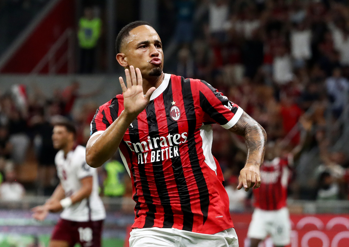 Okafor warning for Besiktas and Fenerbahce from Milan 4 MILAN, ITALY - AUGUST 17: Noah Okafor of AC Milan celebrates scoring his team's second goal during the Serie A match between AC Milan and Torino at Stadio Giuseppe Meazza on August 17, 2024 in Milan, Italy. (Photo by Marco Luzzani/Getty Images)