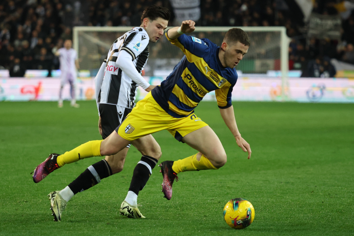 UDINE, ITALY - MARCH 01: Nahuel Estevez of Parma goes down after being challenged by Jurgen Ekkelenkamp of Udinese during the Serie A match between Udinese and Parma at Stadio Friuli on March 01, 2025 in Udine, Italy. (Photo by Timothy Rogers/Getty Images)