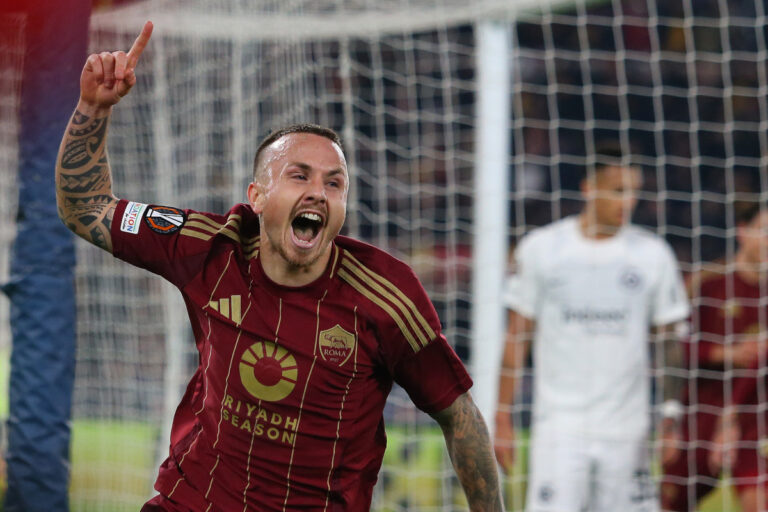 ROME, ITALY - JANUARY 30: Jose Angel Angelino of AS Roma celebrates after scoring the opening goal during the UEFA Europa League 2024/25 League Phase MD8 match between AS Roma and Eintracht Frankfurt at Stadio Olimpico on January 30, 2025 in Rome, Italy. (Photo by Paolo Bruno/Getty Images)