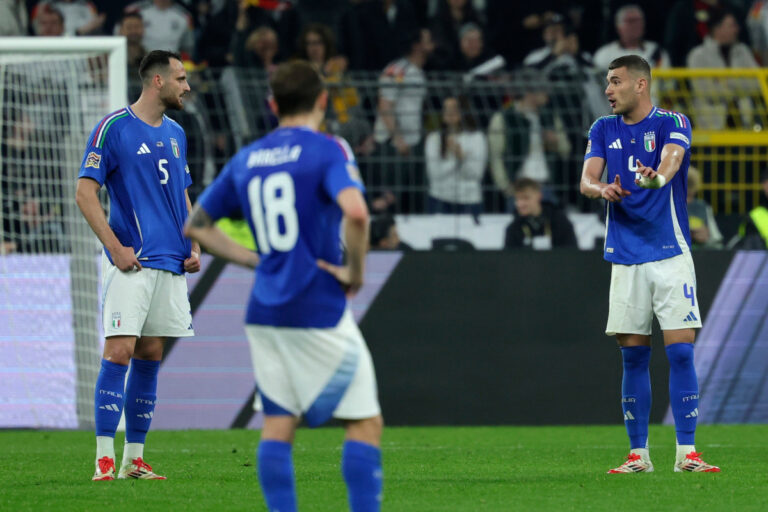 epa11984157 Alessandro Buongiorno of Italy (R) gestures during the UEFA Nations League quarterfinal, 2nd leg match between Germany and Italy in Dortmund, Germany, 23 March 2025. EPA-EFE/FRIEDEMANN VOGEL