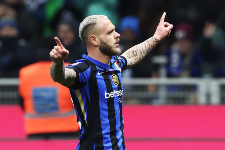 MILAN, ITALY - DECEMBER 06: Federico Dimarco of FC Internazionale c1during the Serie A match between FC Internazionale and Parma at Stadio Giuseppe Meazza on December 06, 2024 in Milan, Italy. (Photo by Marco Luzzani/Getty Images)