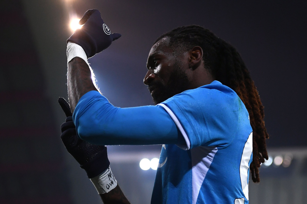 UDINE, ITALY - DECEMBER 14: Frank Anguissa of Napoli celebrates after scoring his team's third goal during the Serie A match between Udinese and Napoli at Stadio Friuli on December 14, 2024 in Udine, Italy. (Photo by Alessandro Sabattini/Getty Images)