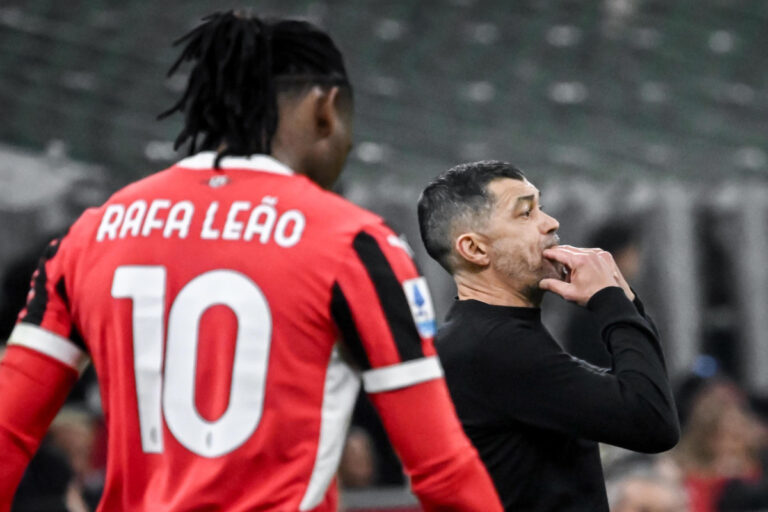 epa11870704 Milan's coach Sergio Conceicao whistles during the Italian Serie A soccer match between AC Milan and Inter FC, in Milan, Italy, 02 February 2025. EPA-EFE/NICOLA MARFISI