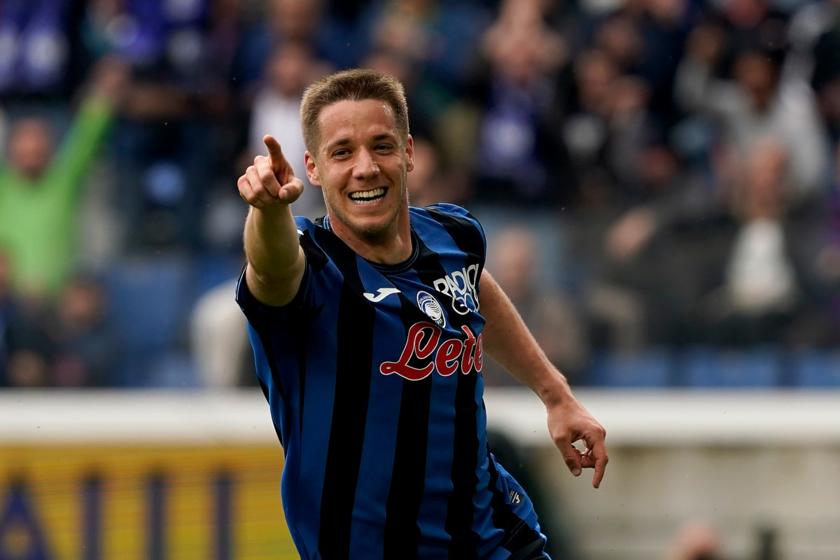 Every Serie A player out of contract in 2025 revealed 9 BERGAMO, ITALY - APRIL 13: Mario Pasalic of Atalanta celebrates scoring his team's second goal during the Serie A match between Atalanta and Bologna at Gewiss Stadium on April 13, 2025 in Bergamo, Italy. (Photo by Pier Marco Tacca/Getty Images)