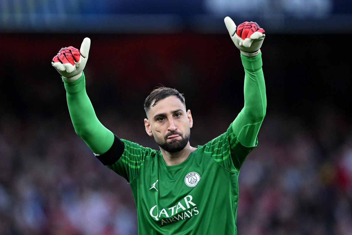 Donnarumma frustrates Arsenal, earns praise from Italian media: ‘Another show’ 4 LONDON, ENGLAND - APRIL 29: Gianluigi Donnarumma of Paris Saint-Germain celebrates after teammate Ousmane Dembele (not pictured) scores his team's first goal during the UEFA Champions League 2024/25 Semi Final First Leg match between Arsenal FC and Paris Saint-Germain at Emirates Stadium on April 29, 2025 in London, England. (Photo by Justin Setterfield/Getty Images)