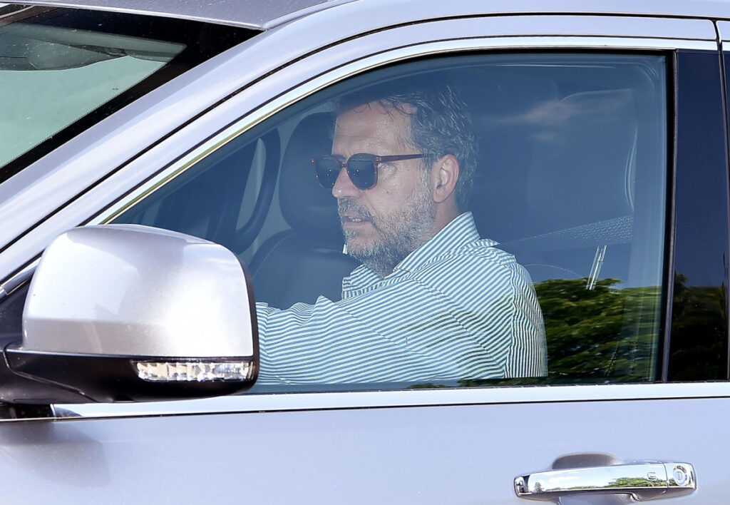 epa08429533 Juventus' Chief Football Officer Fabio Paratici arrives to the club training ground in Turin, Italy, 18 May 2020. Several countries around the globe have started to ease COVID-19 lockdown restrictions in an effort to restart their economies and help people in their daily routines after the outbreak of COVID-19. EPA-EFE/ALESSANDRO DI MARCO