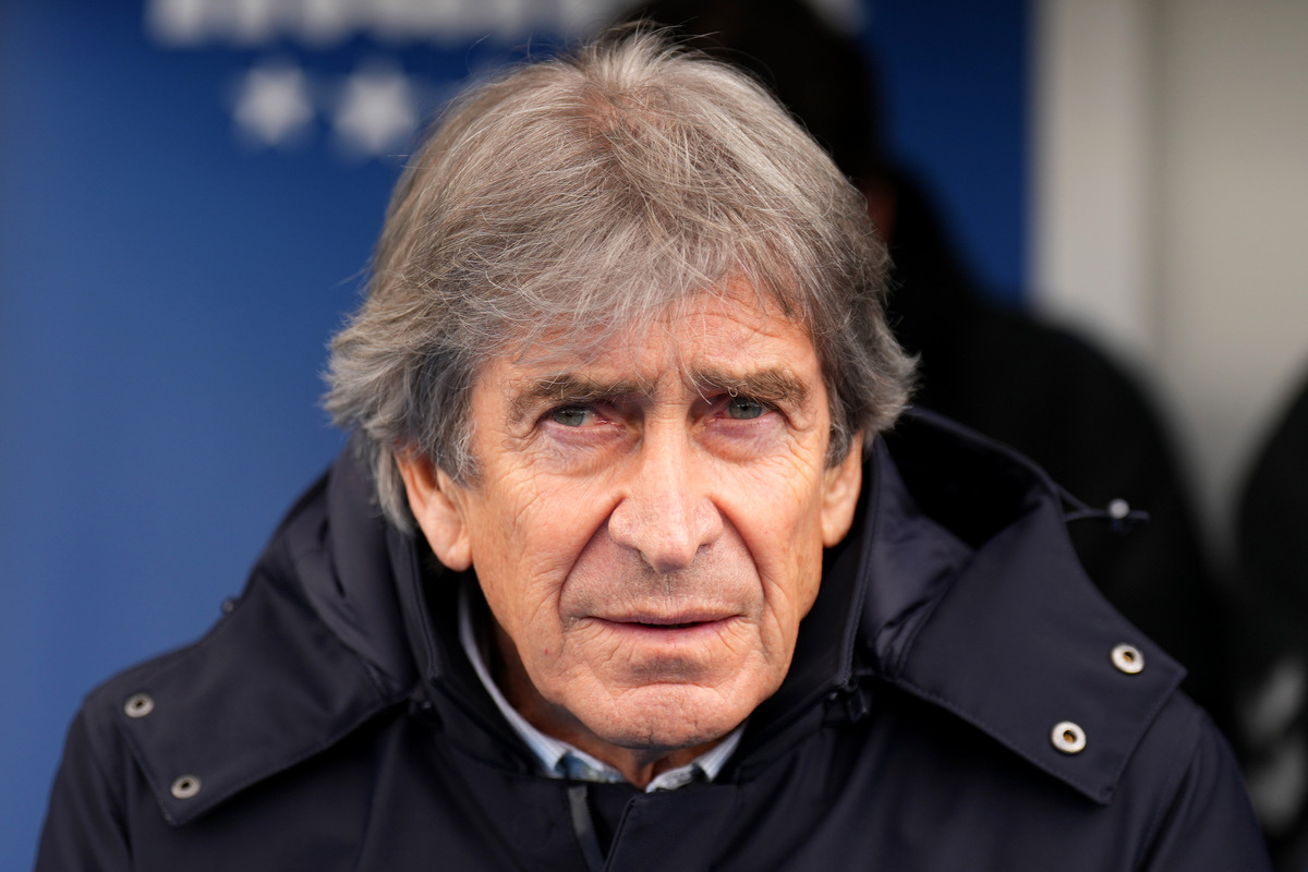 Conference League semi-final line-ups: Real Betis vs. Fiorentina 6 LEGANES, SPAIN - MARCH 16: Manuel Pellegrini, Head Coach of Real Betis, looks on prior to the LaLiga match between CD Leganes and Real Betis Balompie at Estadio Municipal de Butarque on March 16, 2025 in Leganes, Spain. (Photo by Angel Martinez/Getty Images)