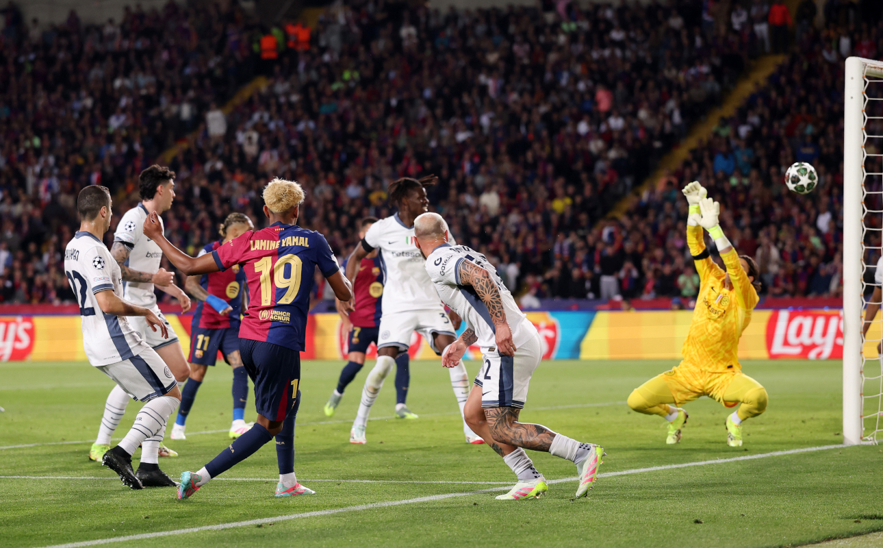 Inter have Lautaro Martinez confession and target Barcelona ‘weak points’ 12 BARCELONA, SPAIN - APRIL 30: Yann Sommer of FC Internazionale saves a shot from Lamine Yamal of FC Barcelona during the UEFA Champions League 2024/25 Semi Final First Leg match between FC Barcelona and FC Internazionale Milano at Estadi Olimpic Lluis Companys on April 30, 2025 in Barcelona, Spain. (Photo by Carl Recine/Getty Images)