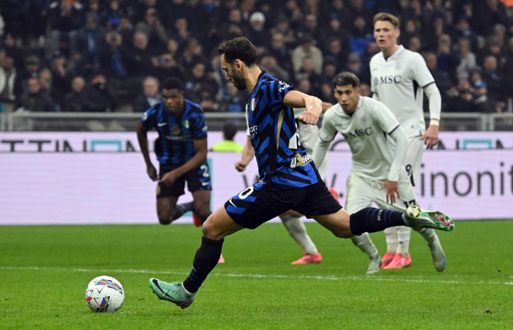 Who could take a penalty if PSG-Inter Champions final goes to a shootout 6 Inter Milanโs Hakan Calhanoglu takes a penalty kick during the Italian Serie A soccer match between Inter and Napoli at Giuseppe Meazza stadium in Milan, Italy, 10 November 2024. EPA-EFE/NICOLA MARFISI