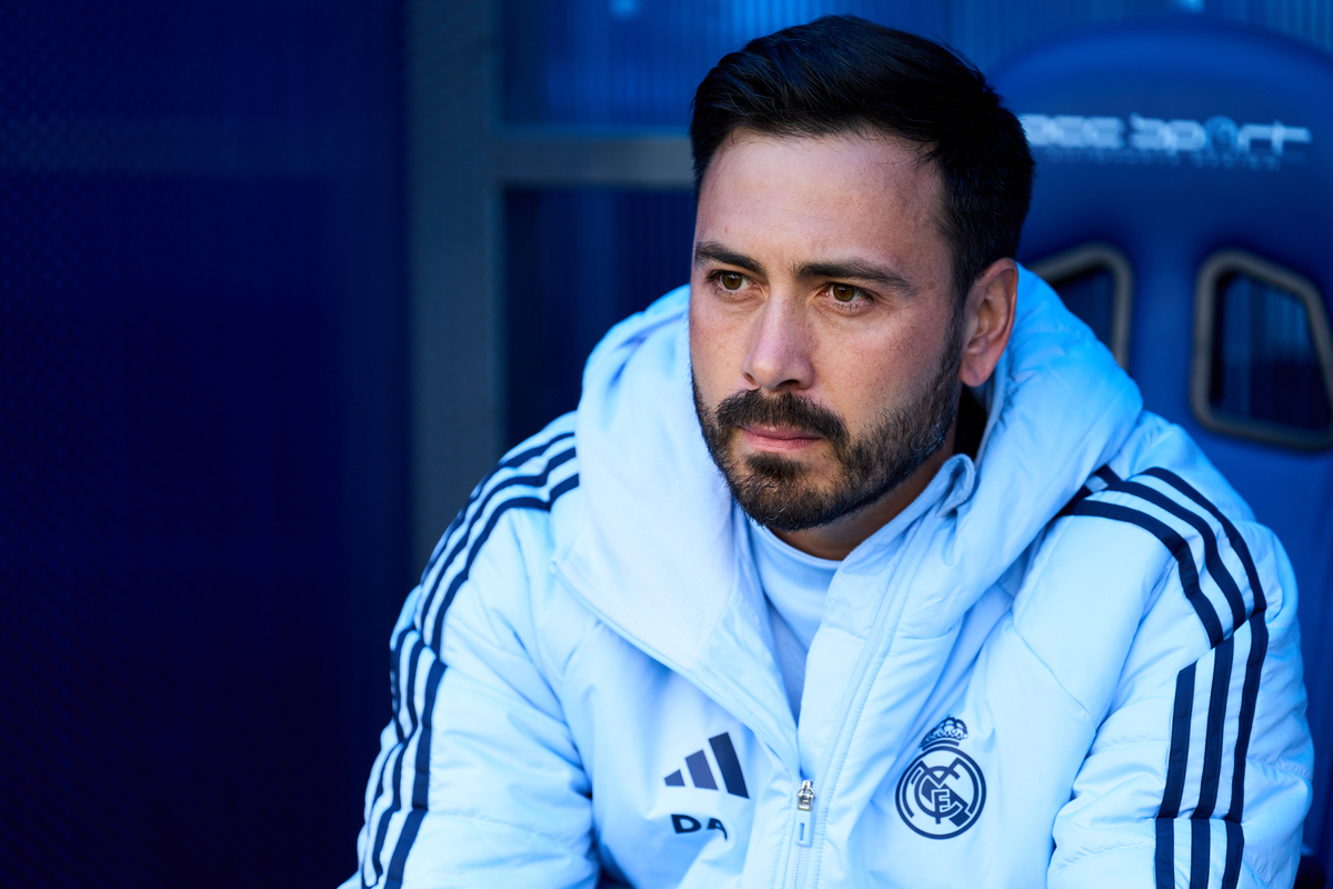 Ancelotti chooses son Davide as Brazil assistant coach 10 VITORIA-GASTEIZ, SPAIN - APRIL 13: Davide Ancelotti, Assistant Manager of Real Madrid, looks on prior to the LaLiga match between Deportivo Alaves and Real Madrid CF at Estadio de Mendizorroza on April 13, 2025 in Vitoria-Gasteiz, Spain. (Photo by Juan Manuel Serrano Arce/Getty Images)