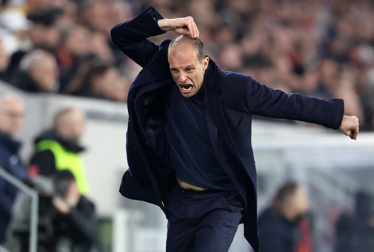 Galeone: ‘Allegri is telling me lies, but he has something in mind’ 7 FREIBURG IM BREISGAU, GERMANY - MARCH 16: Massimiliano Allegri, Manager of Juventus, reacts in frustration during the UEFA Europa League round of 16 leg two match between Sport-Club Freiburg and Juventus at Europa-Park Stadion on March 16, 2023 in Freiburg im Breisgau, Germany. (Photo by Christian Kaspar-Bartke/Getty Images)