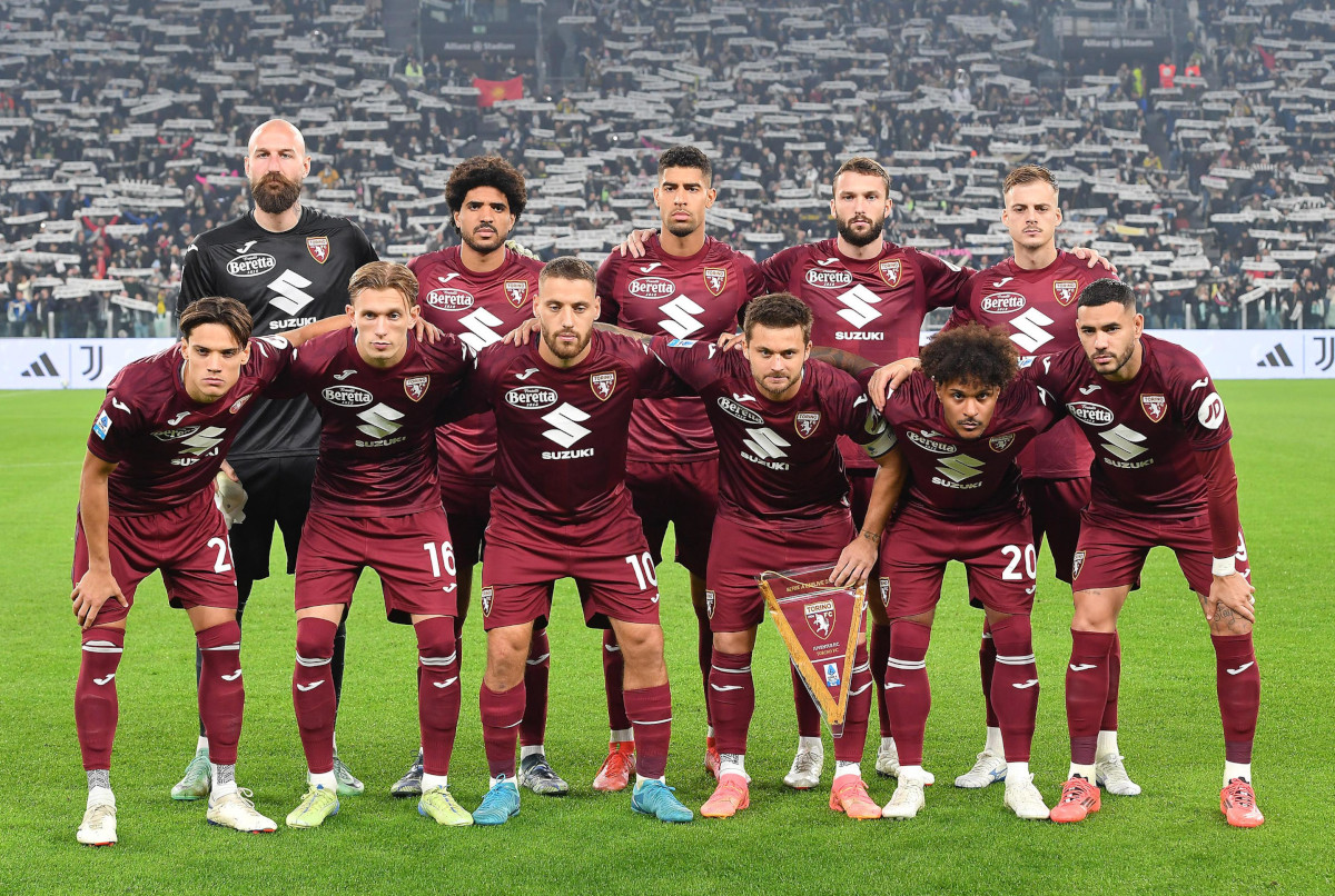 Torino President Cairo drops big Ricci sale hint for summer 6 epa11712366 Players of Torino pose for a family picture ahead of the Italian Serie A soccer match between Juventus FC and Torino FC, in Turin, Italy, 09 November 2024. EPA-EFE/ALESSANDRO DI MARCO