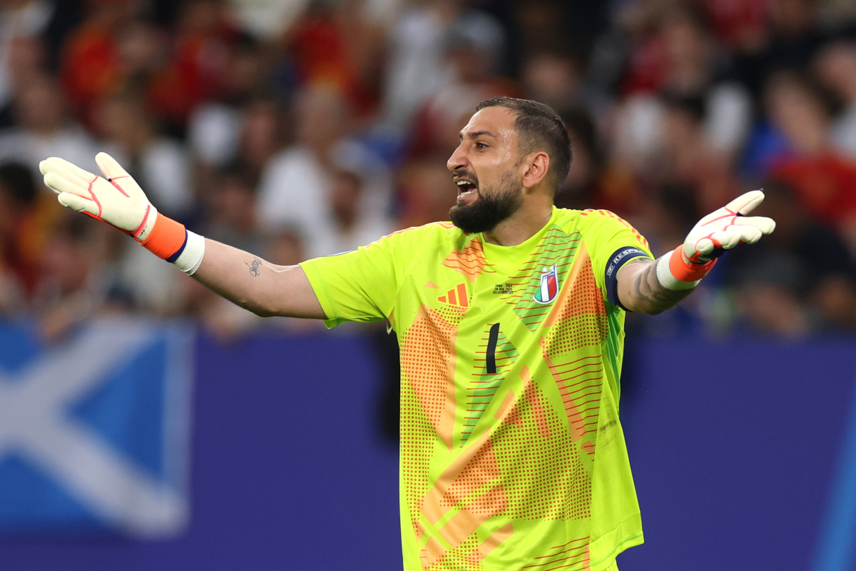 Donnarumma: ‘Italy fans do not deserve this, I have no explanation’ 7 GELSENKIRCHEN, GERMANY - JUNE 20: Gianluigi Donnarumma of Italy and PSG reacts during the UEFA EURO 2024 group stage match between Spain and Italy at Arena AufSchalke on June 20, 2024 in Gelsenkirchen, Germany. (Photo by Lars Baron/Getty Images)