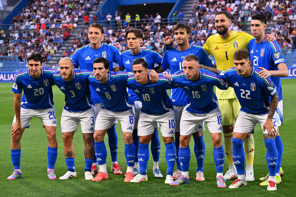 Donnarumma: ‘Italy had wrong attitude, frustrating’ for Spalletti 6 REGGIO NELL'EMILIA, ITALY - JUNE 9: Italian players line up during the FIFA 2026 Qualifier between Italy and Moldova at Mapei Stadium - Citta' del Tricolore on June 09, 2025 in Reggio nell'Emilia, Italy. (Photo by Alessandro Sabattini/Getty Images)