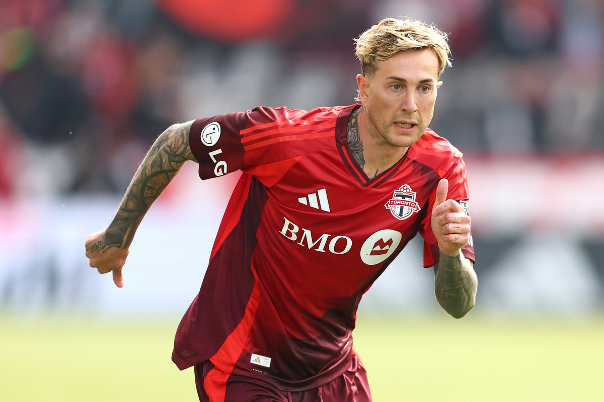 Bologna offer ex-Juventus winger Bernardeschi Serie A return after MLS departure 8 TORONTO, ON - MARCH 15: Federico Bernardeschi #10 of Toronto FC runs during the first half of a game against Chicago Fire FC at BMO Field on March 15, 2025 in Toronto, Ontario, Canada. (Photo by Vaughn Ridley/Getty Images)